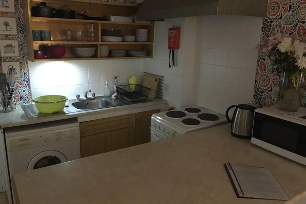 Cathedral Apartment Londonderry Ngoại thất bức ảnh